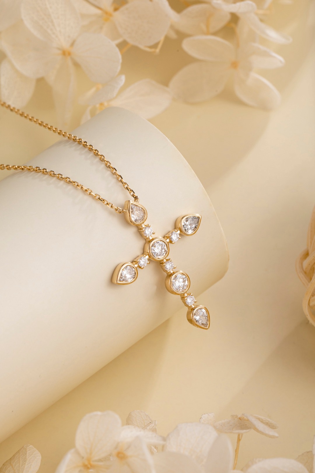 Kalung Liontin Salib Berlian B - Bezels Set Pendant ulasan dan harga